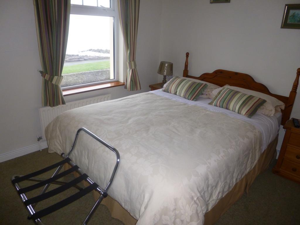 Clifford'S Ocean View B&B Waterville Chambre photo